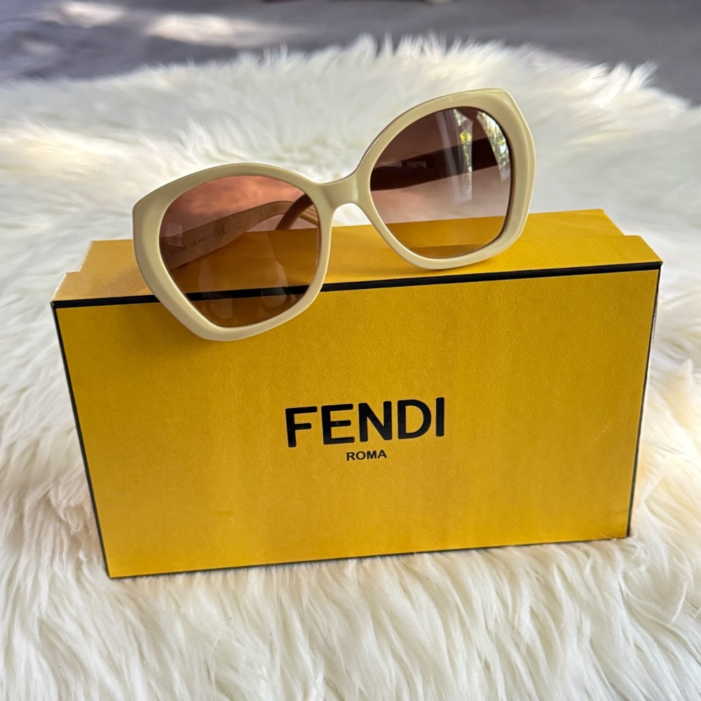 Fendi Lettering 57mm Gradient Butterfly Sunglasses